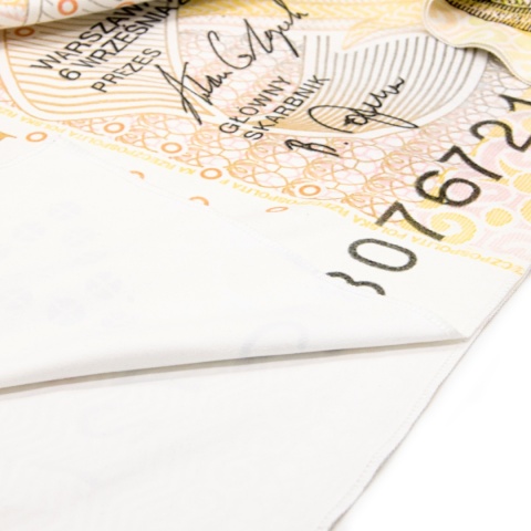 RĘCZNIK z mikrofibry 70x140 cm 200 zł banknot kasa